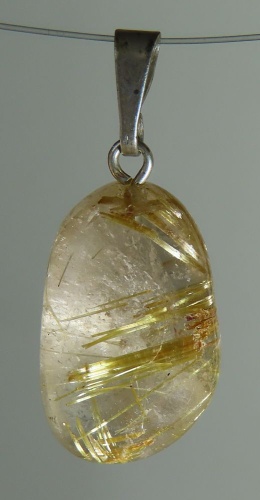 Anhänger Rutilquarz Trommelstein