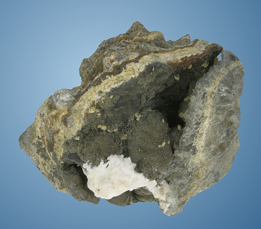 Allemontite, Calcite