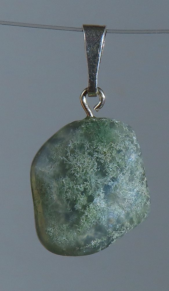 Aquamarin Trommelstein-Anhänger mit 925 Silberöse