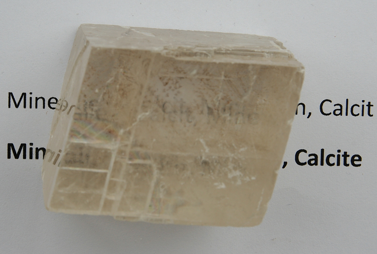 Calcite, birefringence