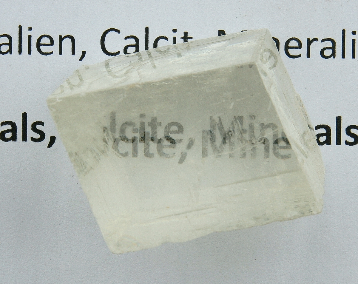 Calcite, birefringence