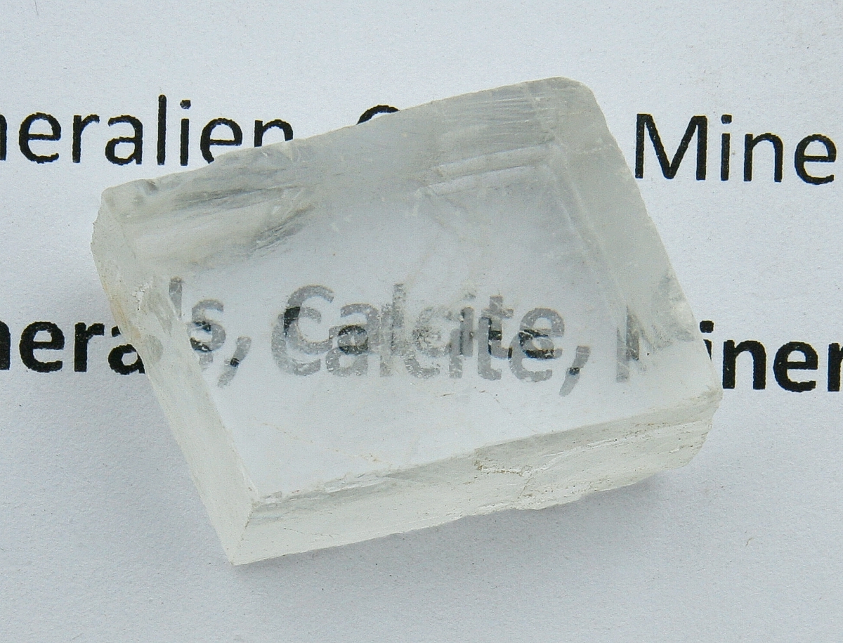 Calcite, birefringence