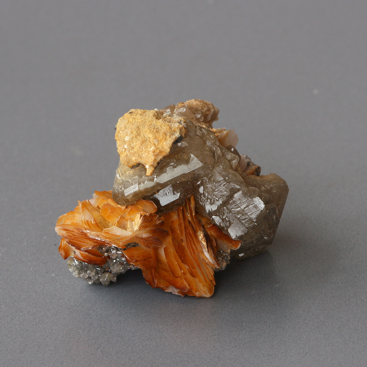 Cerussite, Baryte, Sphalerite