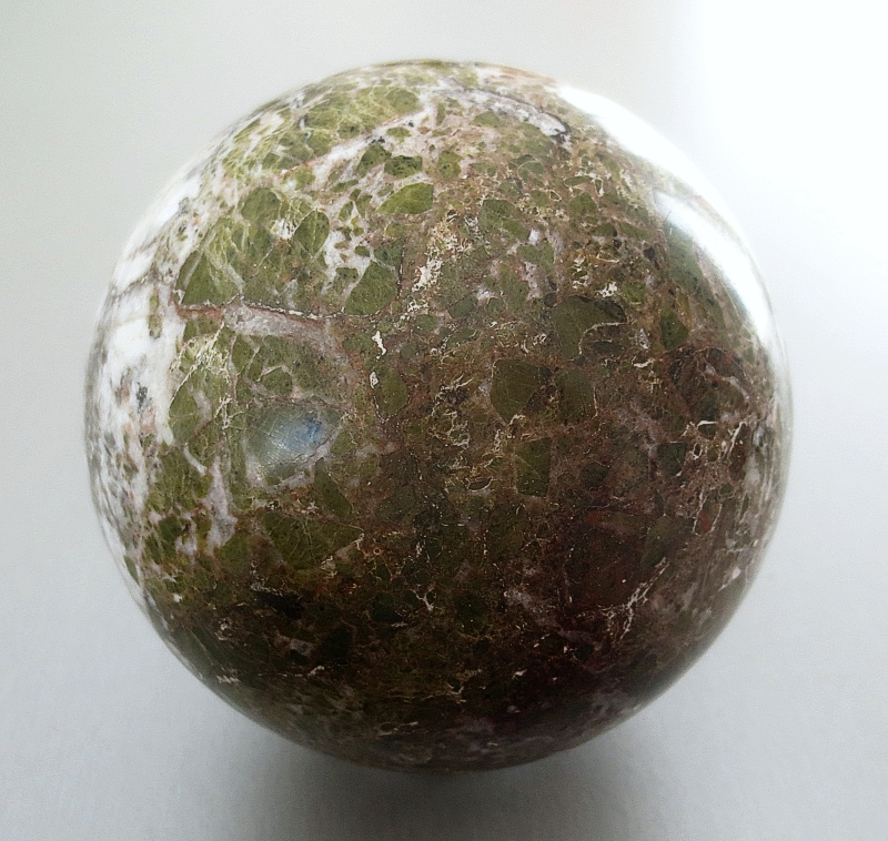 Epidote, sphere