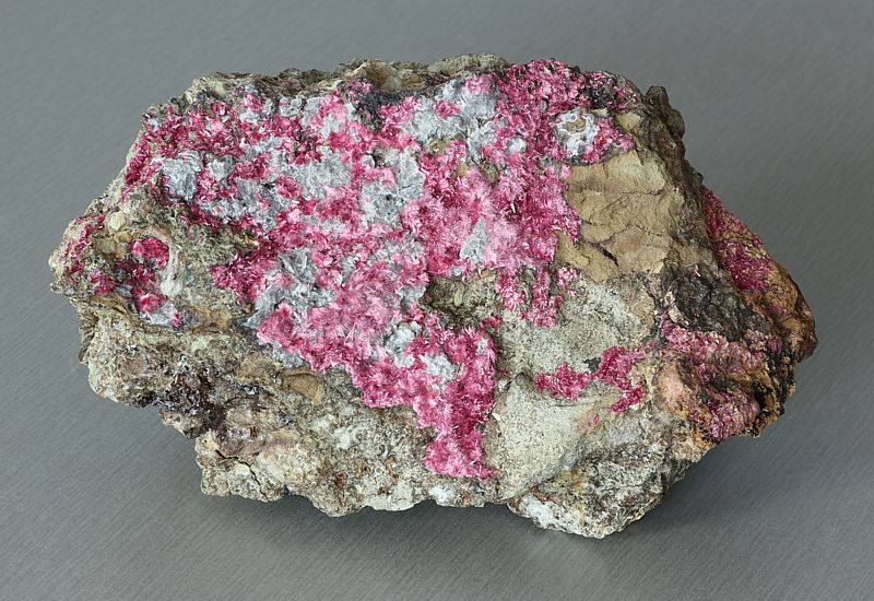 Erythrite