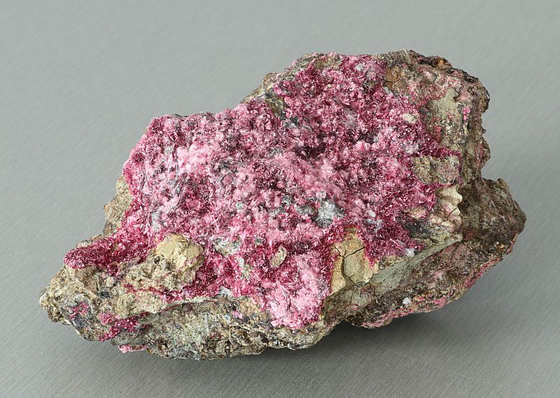 Erythrite