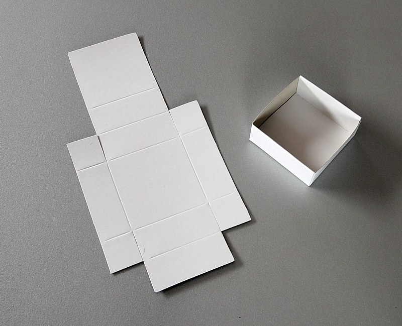 Faltschachteln weiß für 24er Flat