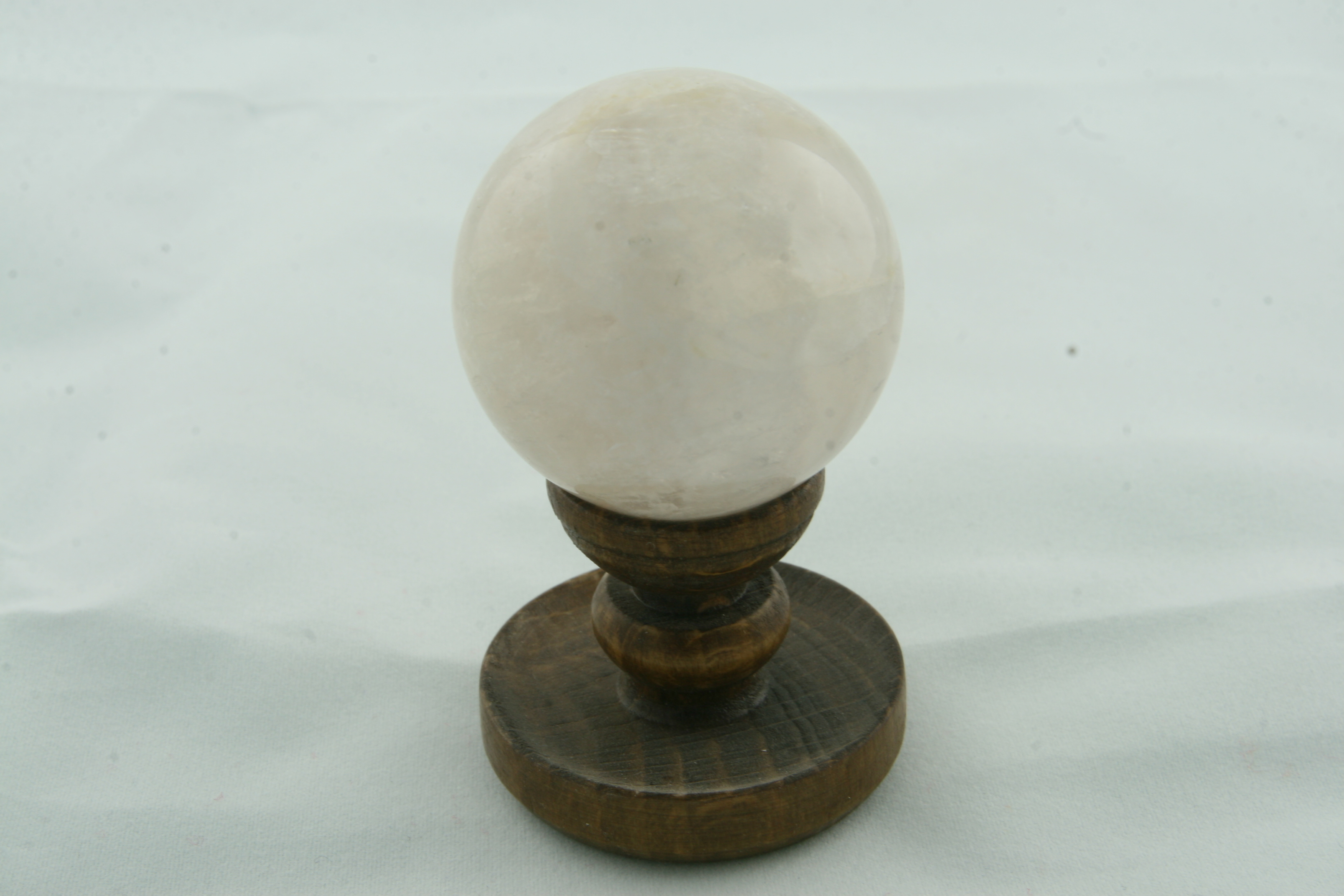 Flourite sphere