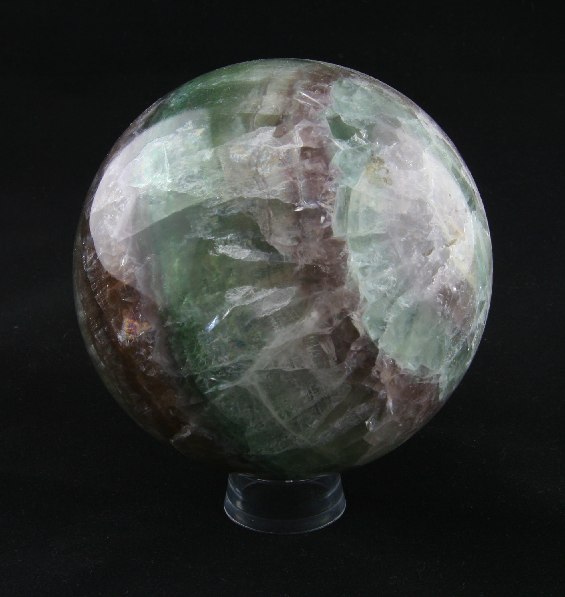 Flourite sphere