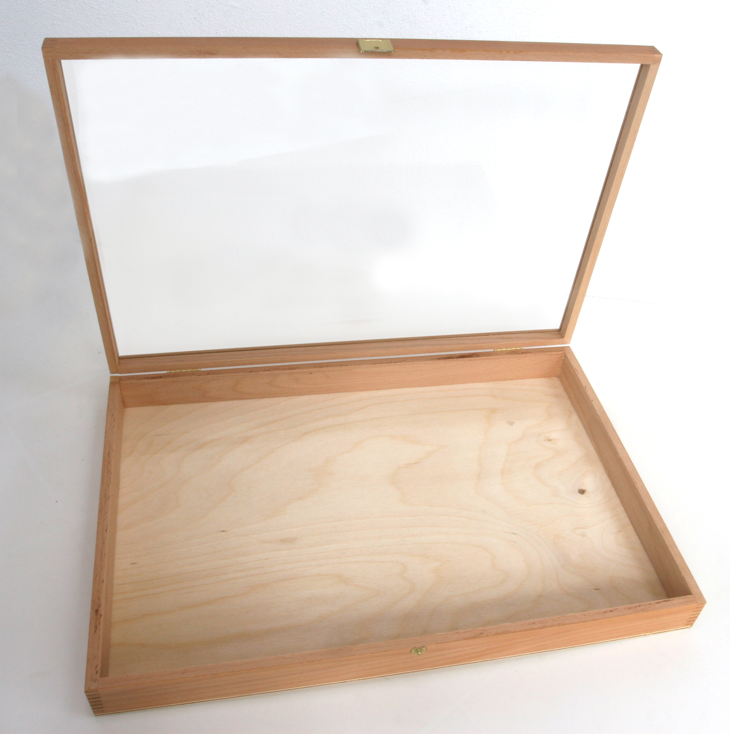 Wooden box 44x30cm hinged with glass lid