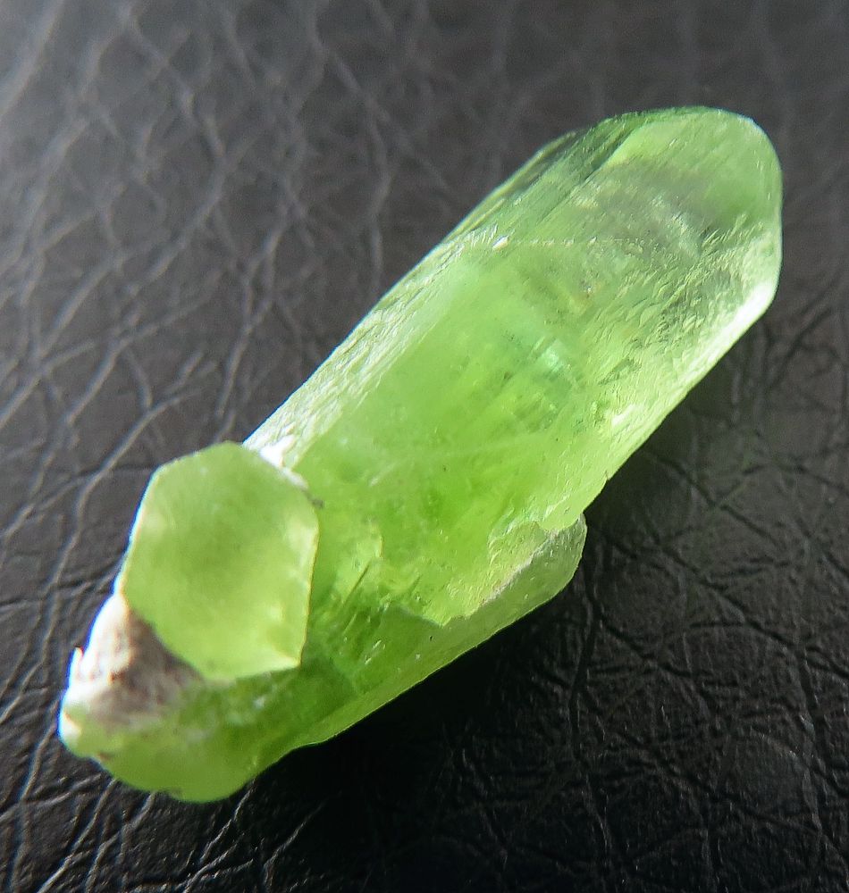 Peridot (Olivín)