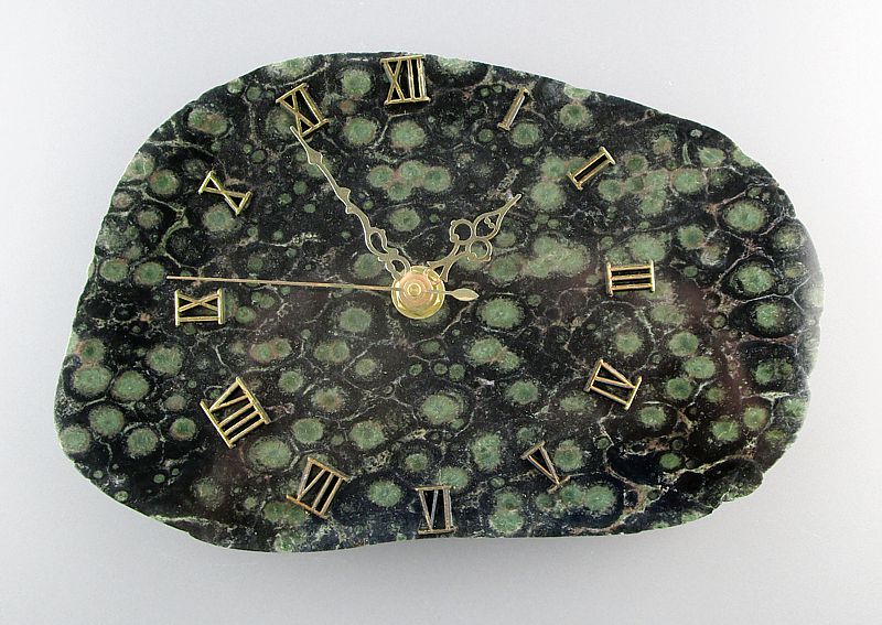 Quartz Pentelerite Clock