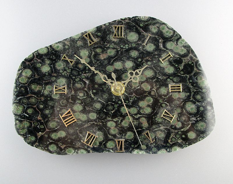 Quartz Pentelerite Clock