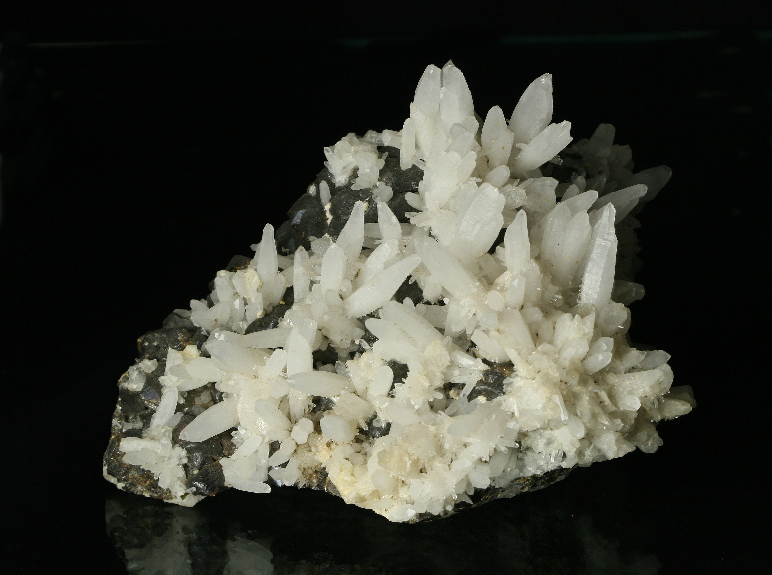 Quartz, Sfalerite