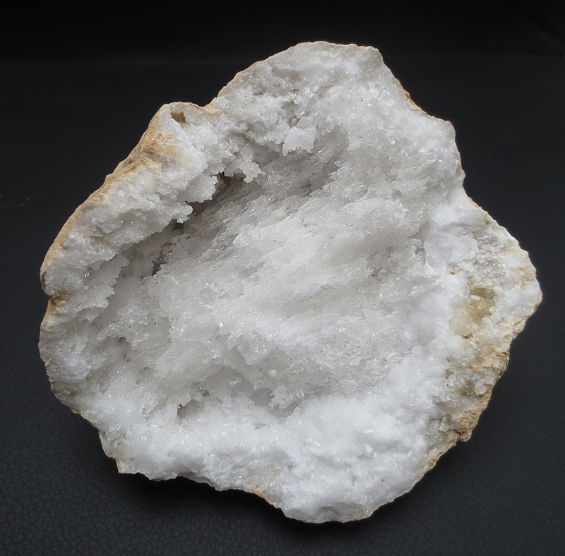 Quarzdruse / Bergkristallgeode