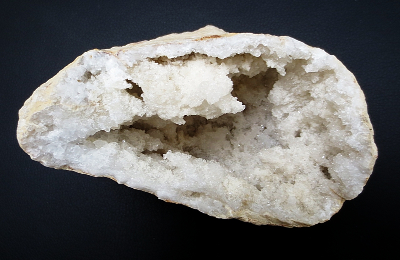 Quarzdruse / Bergkristallgeode