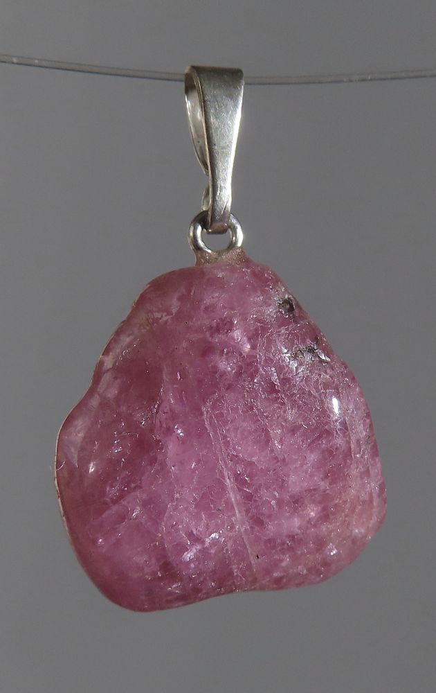 Rubelit, přívěsek ve stříbře