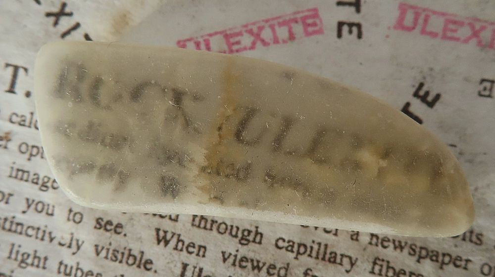 Ulexit - televizní kámen