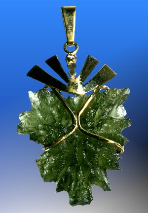 Anhänger Moldavit / Gold