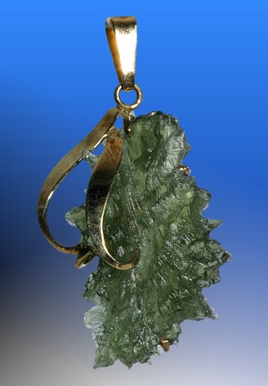 Pendant, Moldavite / gold