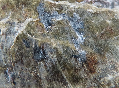 Antimonit