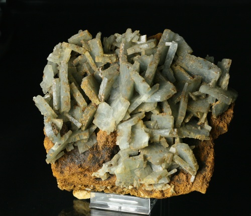 Bayrite, Limonite