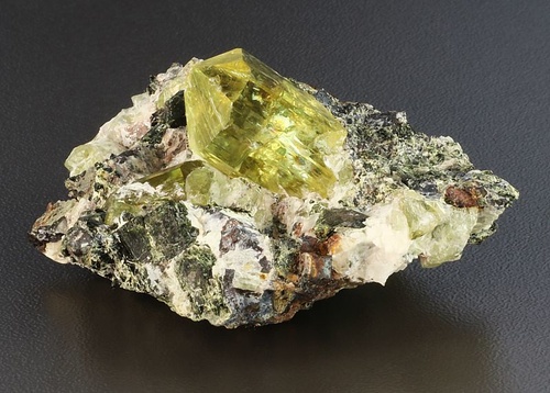 Fluorapatite