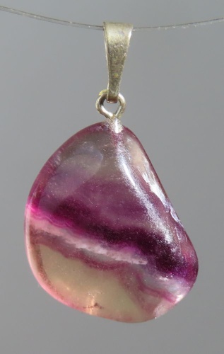 Fluorit Trommelstein-Anhänger mit 925 Silberöse