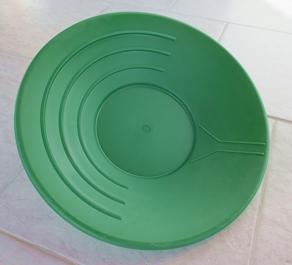 Plastic Gold Pan, green, 35 cm