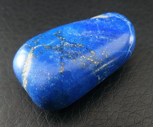 Lapislazuli, hand-poliert