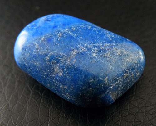 Lapislazuli, hand-poliert