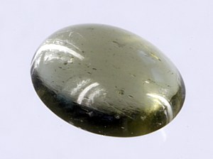 Moldavite Cabochon, oval 9x7mm