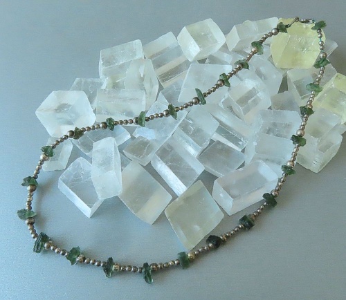 Moldavit Splitterkette mit Silber