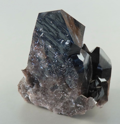 Morion - černá odrůda křemene (záhnědy)