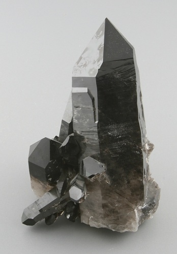 Morion - černá odrůda křemene (záhnědy)