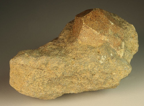 Pseudoleucite (Nefeline, orthoclase of pseudomorfose to nepheline)