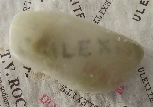 Ulexit (Fernsehstein)